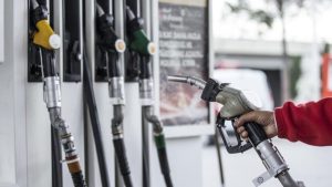 Benzine indirim geliyor: Petroldeki düşüşle pompa fiyatları değişecek